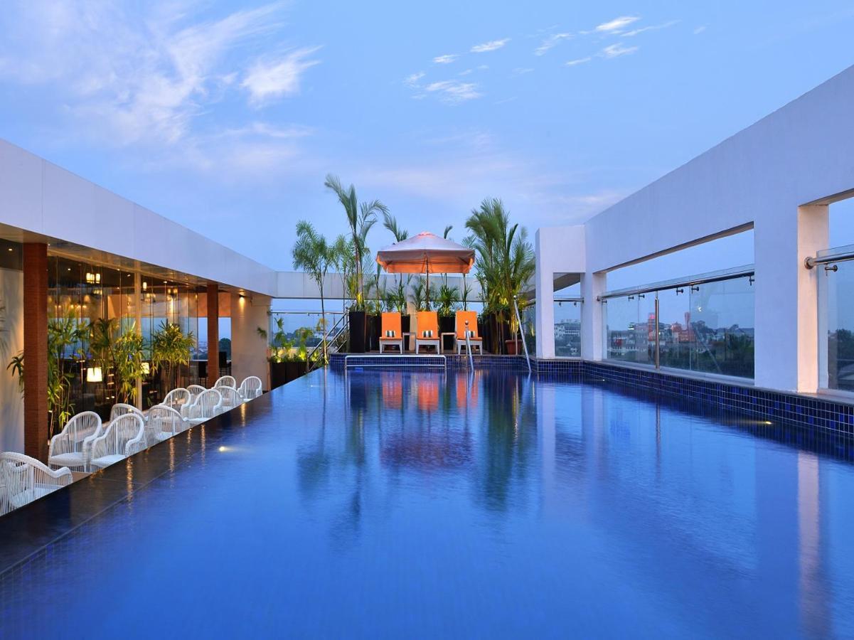 Country Inns & Suites By Radisson Manipal Exterior photo