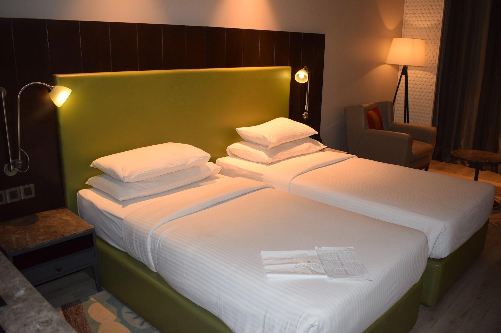 Country Inns & Suites By Radisson Manipal Exterior photo