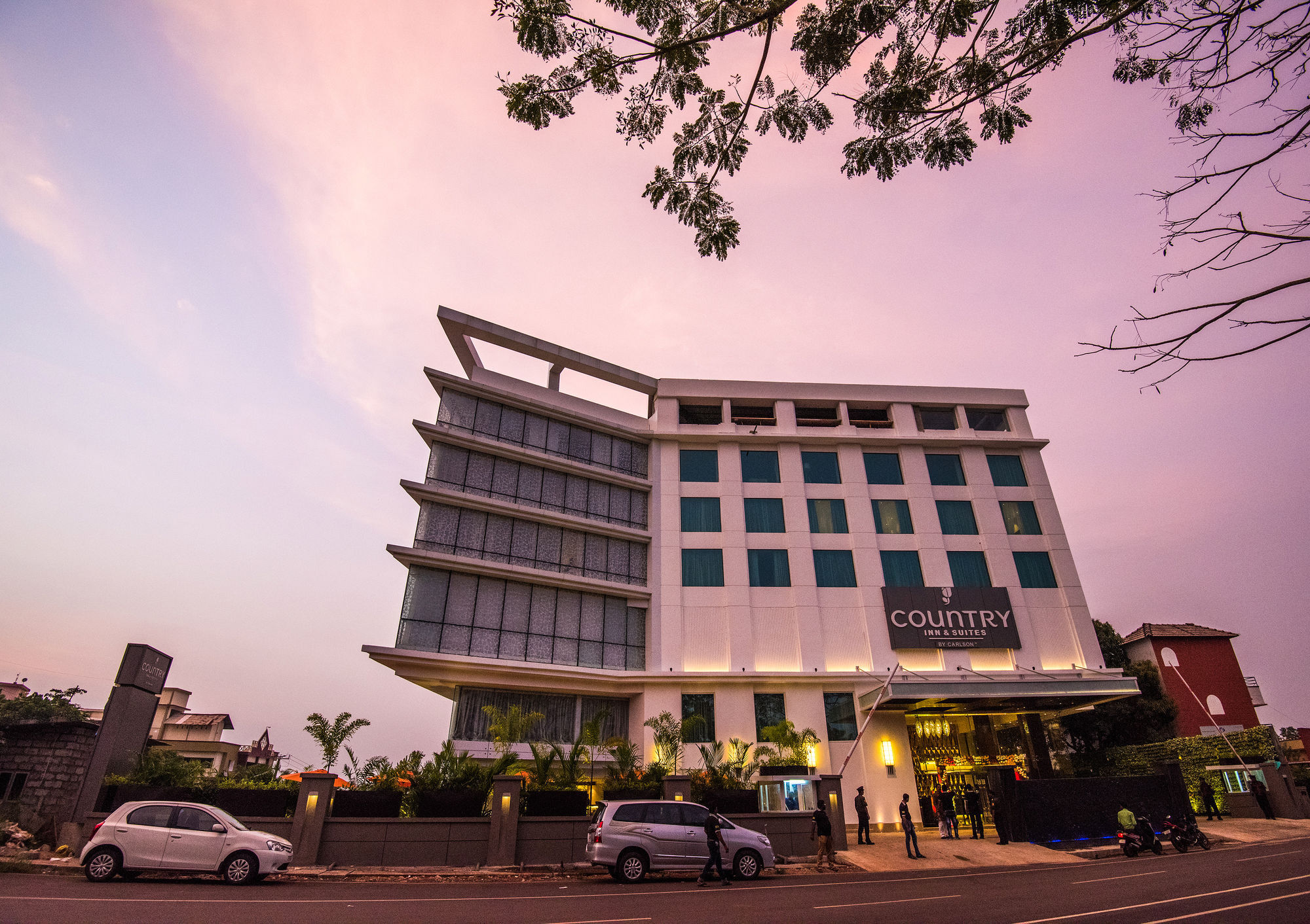 Country Inns & Suites By Radisson Manipal Exterior photo