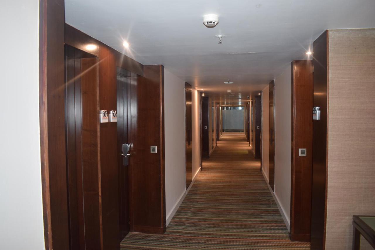 Country Inns & Suites By Radisson Manipal Exterior photo